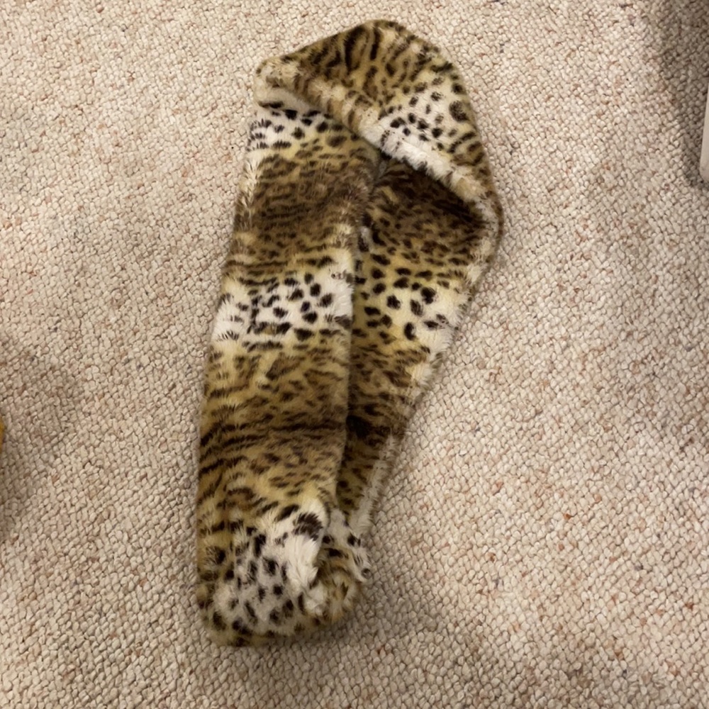Handmade by me: Faux fur infinity scarf, unisex